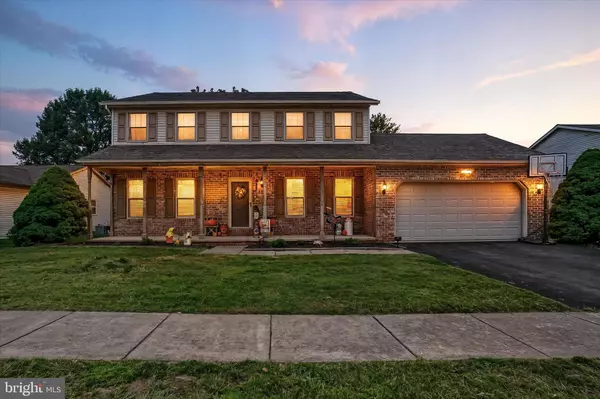 2825 SPARROW DR, York, PA 17408