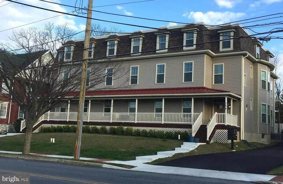 154 W KING ST, Malvern, PA 19355