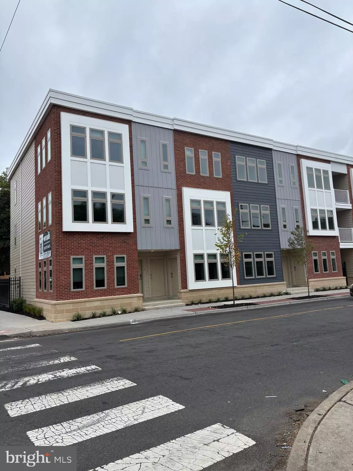 Trenton, NJ 08609,200 HAMILTON AVE #212