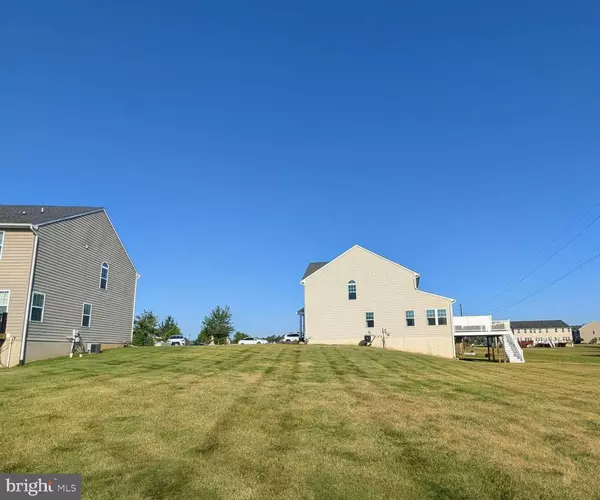 Gilbertsville, PA 19525,152 FAWN DR