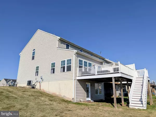 Gilbertsville, PA 19525,152 FAWN DR