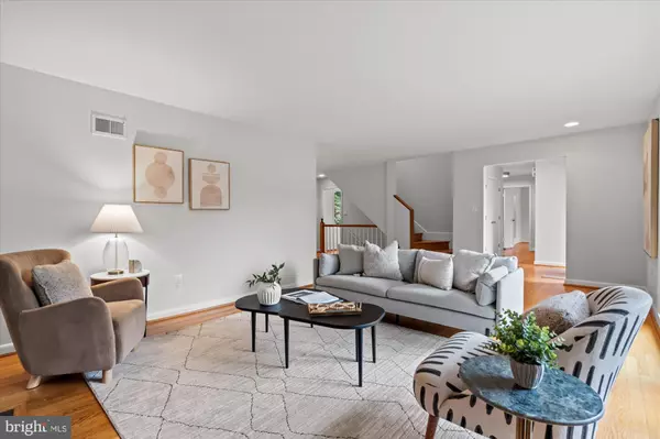 Chevy Chase, MD 20815,5402 SURREY ST