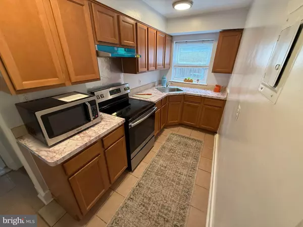 Alexandria, VA 22305,618 NOTABENE DR #4