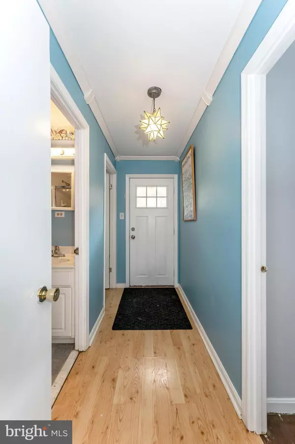 Rockville, MD 20853,9 BEL PRE CT