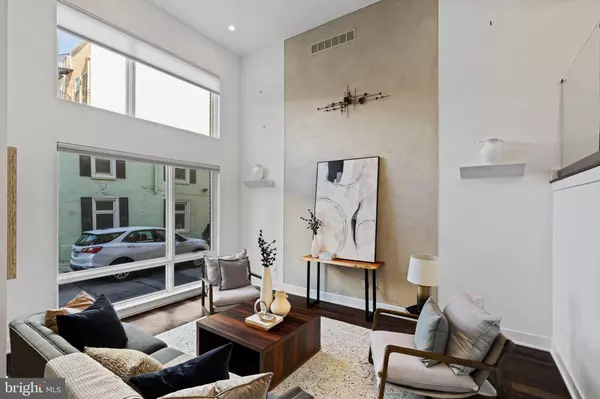 Philadelphia, PA 19146,2204 LEAGUE ST