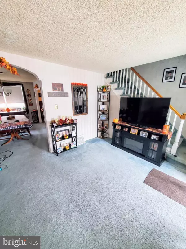 Philadelphia, PA 19124,4245 J ST