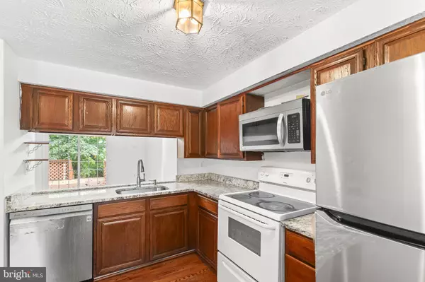 Silver Spring, MD 20904,3730 CASTLE TER #120-14