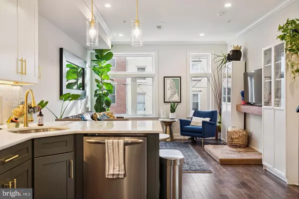 Philadelphia, PA 19130,1919 BROWN ST #2