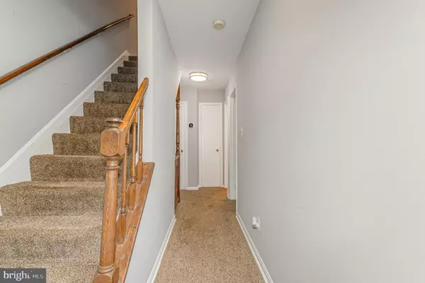 Lorton, VA 22079,9816 HAGEL CIR