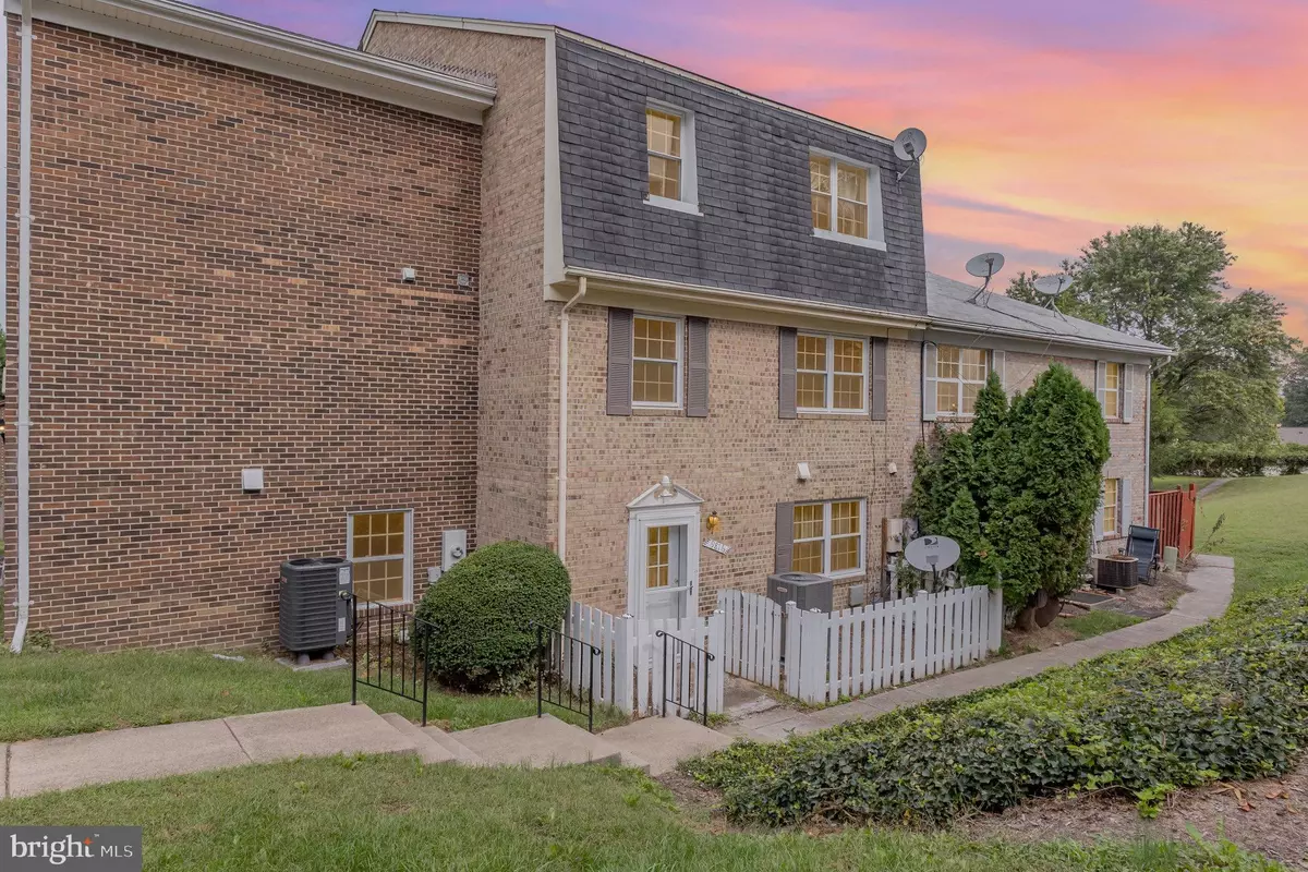 Lorton, VA 22079,9816 HAGEL CIR