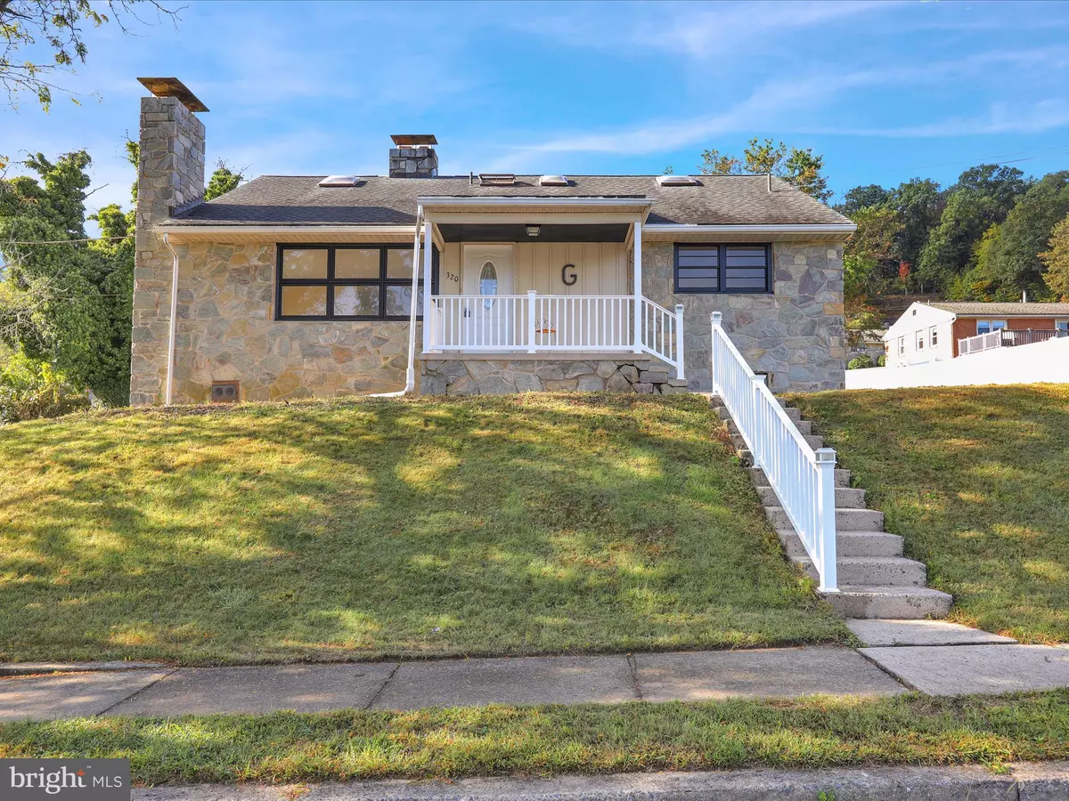 Reading, PA 19607,320 HILLSIDE DR