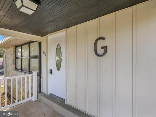 Reading, PA 19607,320 HILLSIDE DR