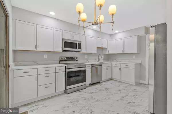 Reston, VA 20191,2037 WETHERSFIELD CT