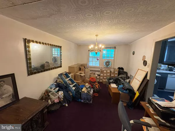 Upper Darby, PA 19082,7114 LOCUST ST