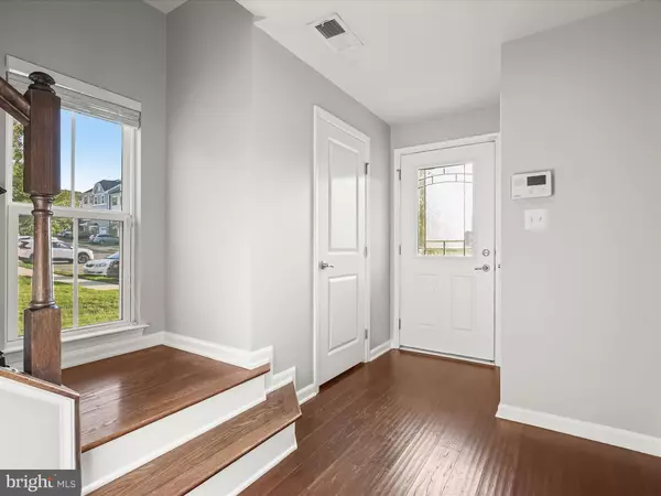 Manassas, VA 20112,10661 HINTON WAY