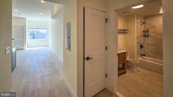 Philadelphia, PA 19125,2560 JASPER #206