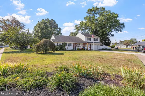 Delran, NJ 08075,810 COLBY AVE