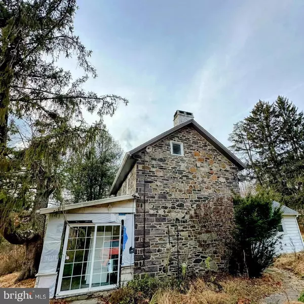 1885 MOUNTAINVIEW DR, Quakertown, PA 18951