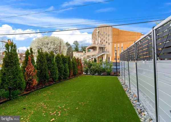 Clifton Heights, PA 19018,207 N BISHOP AVE