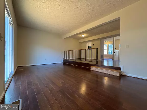 Owings Mills, MD 21117,974 JOSHUA TREE CT