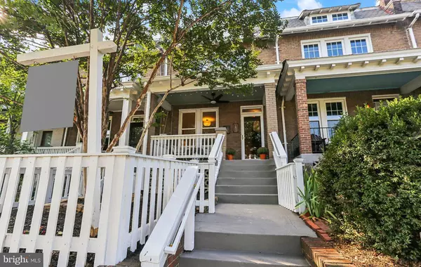 Washington, DC 20002,1533 D ST NE