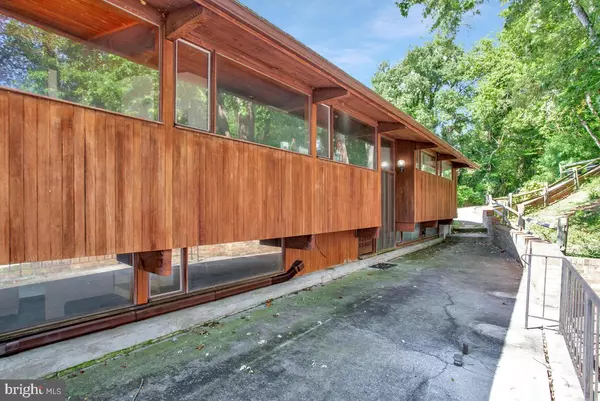 Chesapeake Beach, MD 20732,8205 F ST