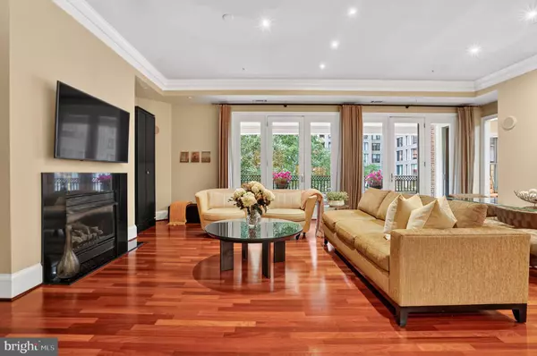 North Bethesda, MD 20852,10400 STRATHMORE PARK CT #403