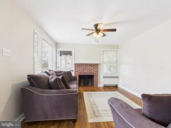 York, PA 17408,2533 SUNSET LN