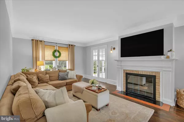 Moorestown, NJ 08057,408 E 2ND ST