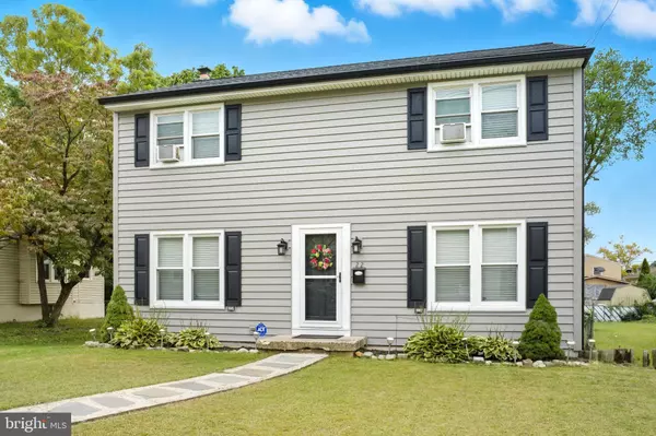 Lawnside, NJ 08045,22 W CHARLESTON AVE