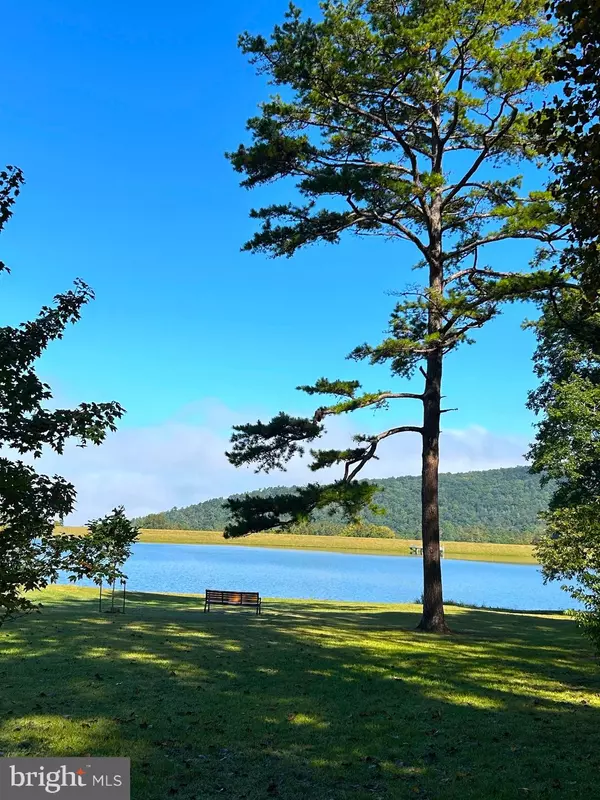 Luray, VA 22835,108 HIGH ST