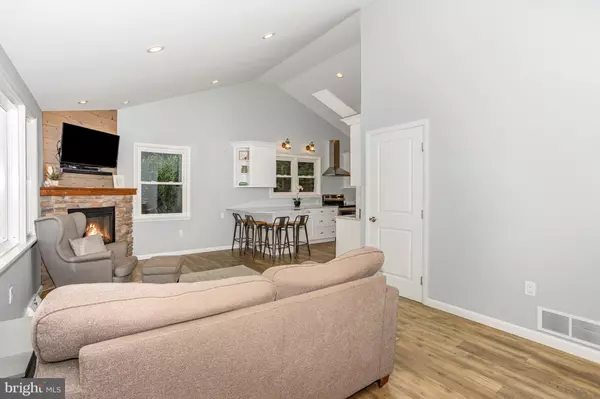 Lititz, PA 17543,129 FORNEY DR