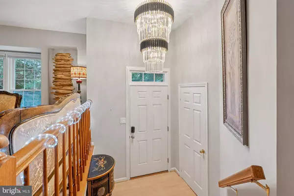 Fairfax, VA 22033,4024 NICHOLAS CT