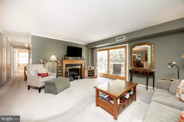 Devon, PA 19333,414 OLD FORGE XING #414