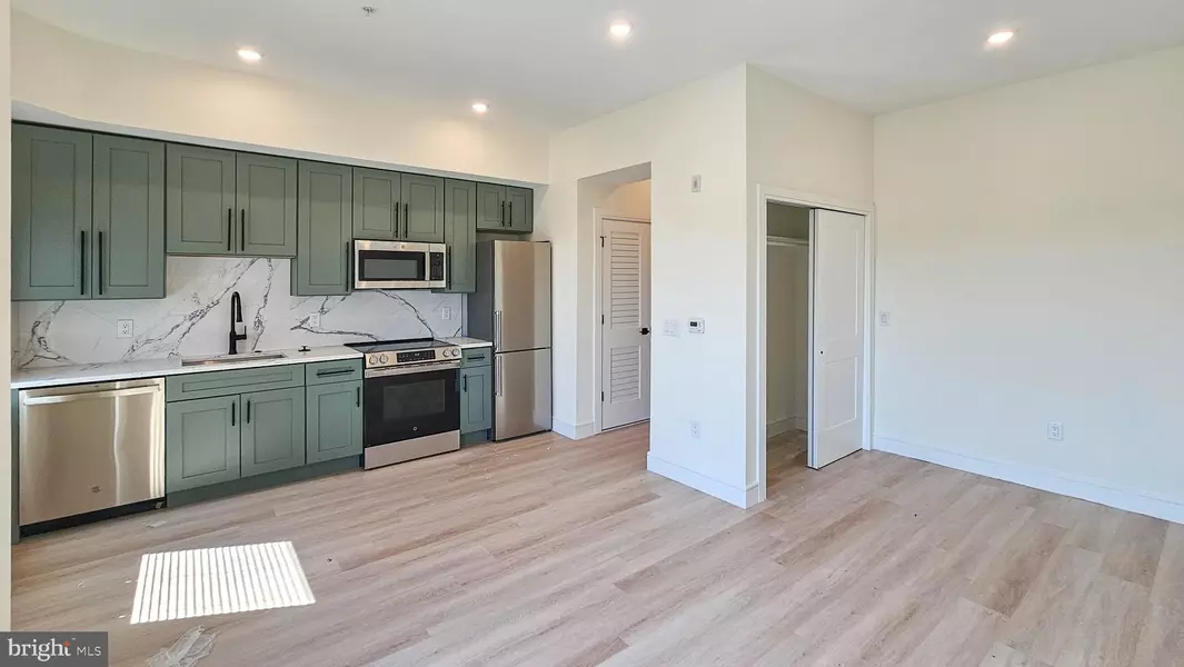 2560 JASPER #302, Philadelphia, PA 19125