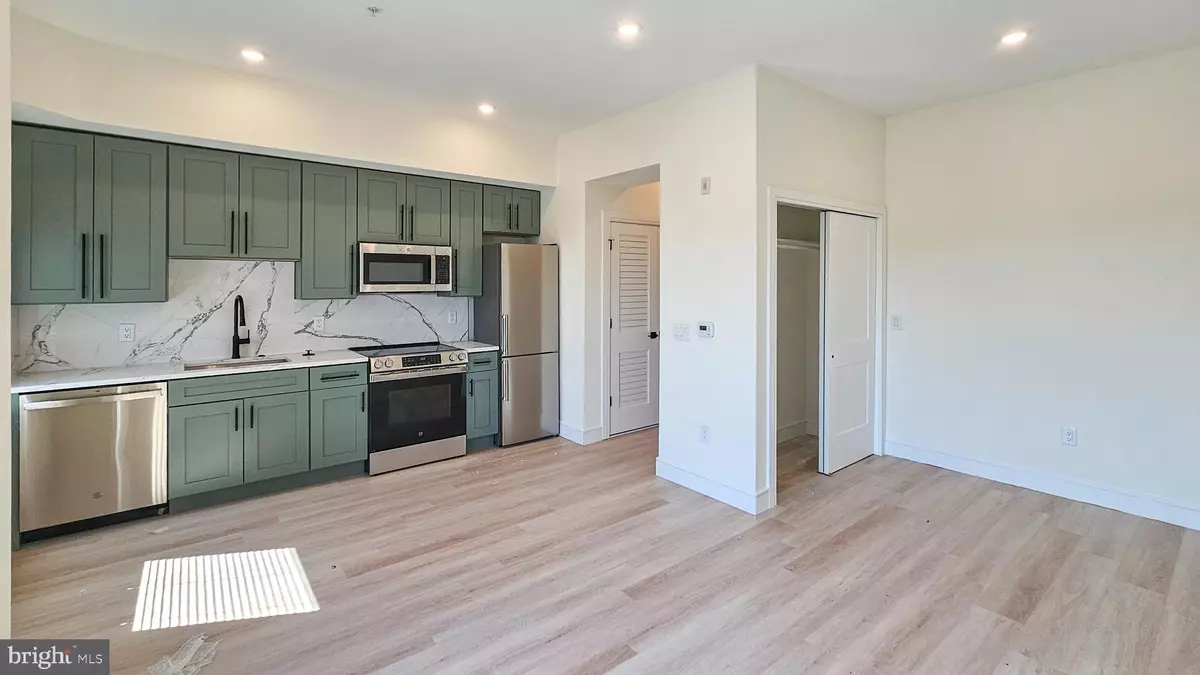 Philadelphia, PA 19125,2560 JASPER #302