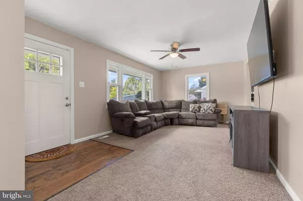 Clayton, NJ 08312,807 N NEW ST