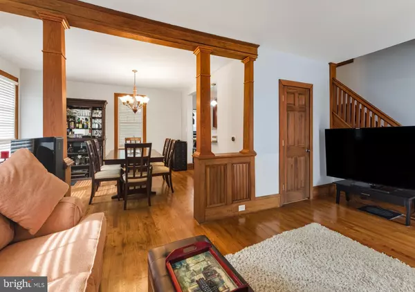 Pitman, NJ 08071,128 OAKCREST AVE