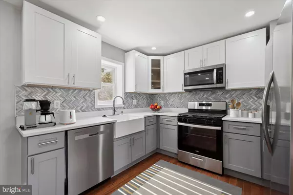 Philadelphia, PA 19122,1319 PATRICK HENRY PL