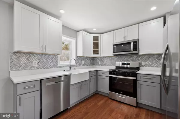 Philadelphia, PA 19122,1319 PATRICK HENRY PL