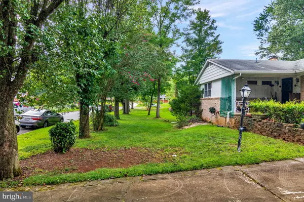 Lanham, MD 20706,8802 CIPRIANO CT