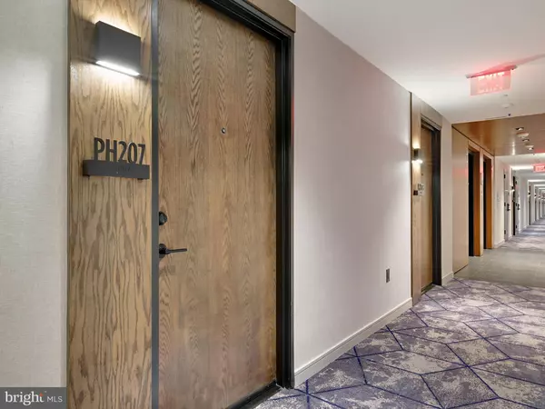 Washington, DC 20002,1625 ECKINGTON PL NE #PH207