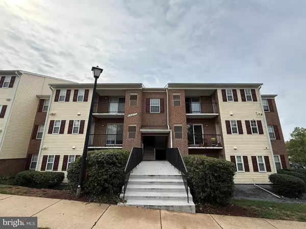 Centreville, VA 20121,14807 RYDELL RD #B1