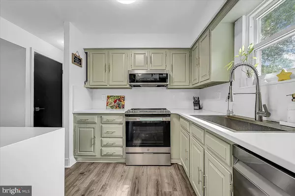 Exton, PA 19341,315 OAK LN W W