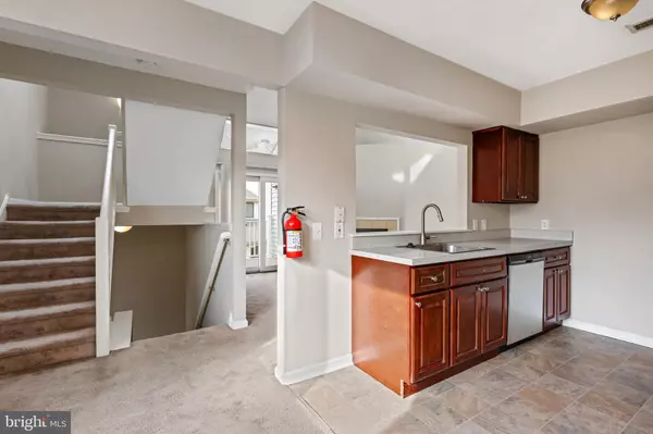 Voorhees, NJ 08043,1811 ROBERTS WAY