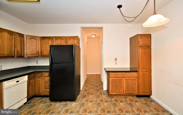 Ambler, PA 19002,210 S CHESTNUT ST