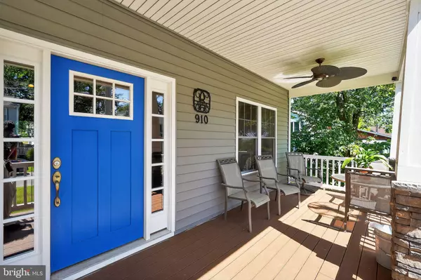 Edgewater, MD 21037,910 SEVERN AVE