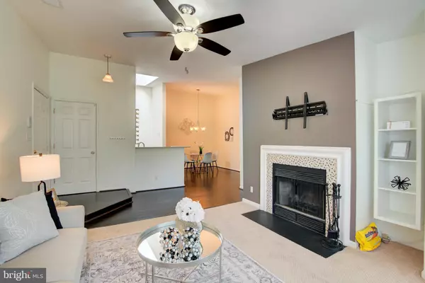 Alexandria, VA 22315,7508 ASHBY LN #K