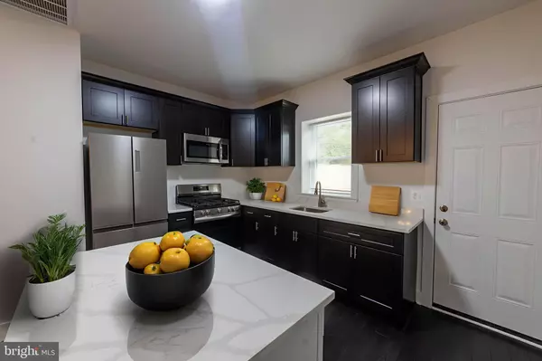 Baltimore, MD 21216,2721 W MOSHER ST