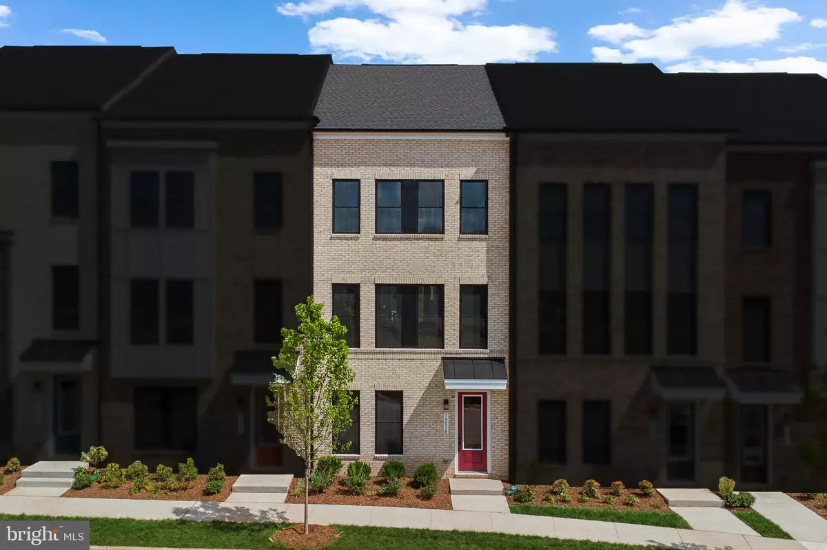 Herndon, VA 20171,13918 AVIATION PL